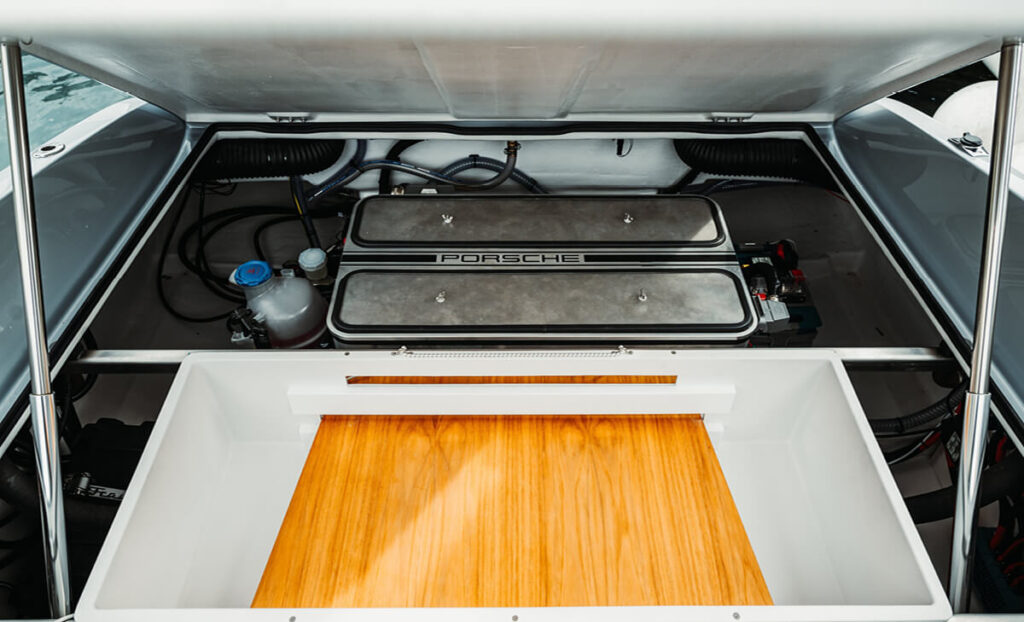 Frauscher X Porsche  850 Fantom Air