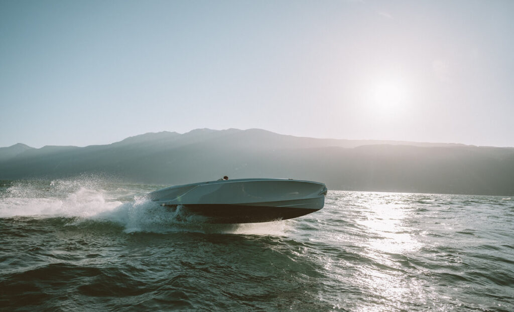 Frauscher X Porsche  850 Fantom Air