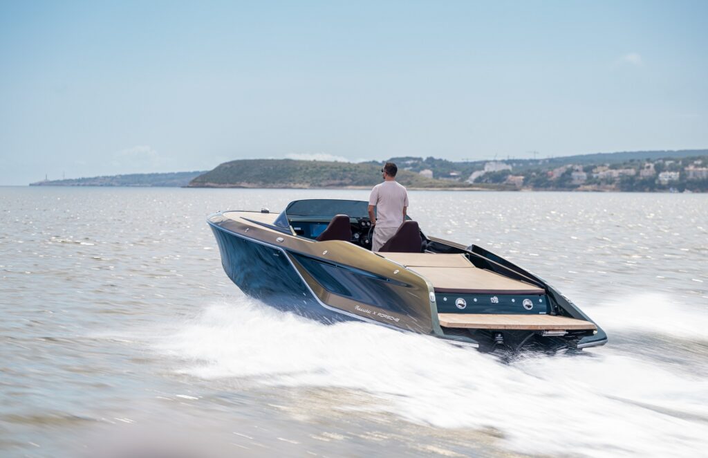 Frauscher x Porsche 850 Fantom