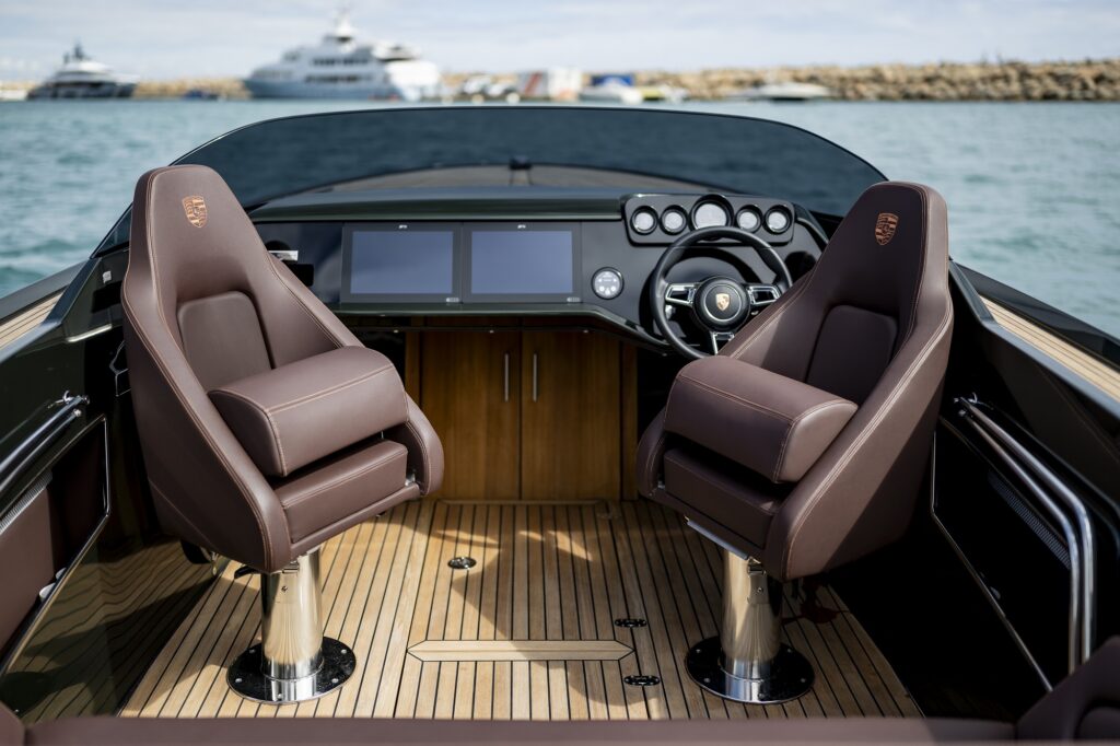 Frauscher x Porsche 850 Fantom